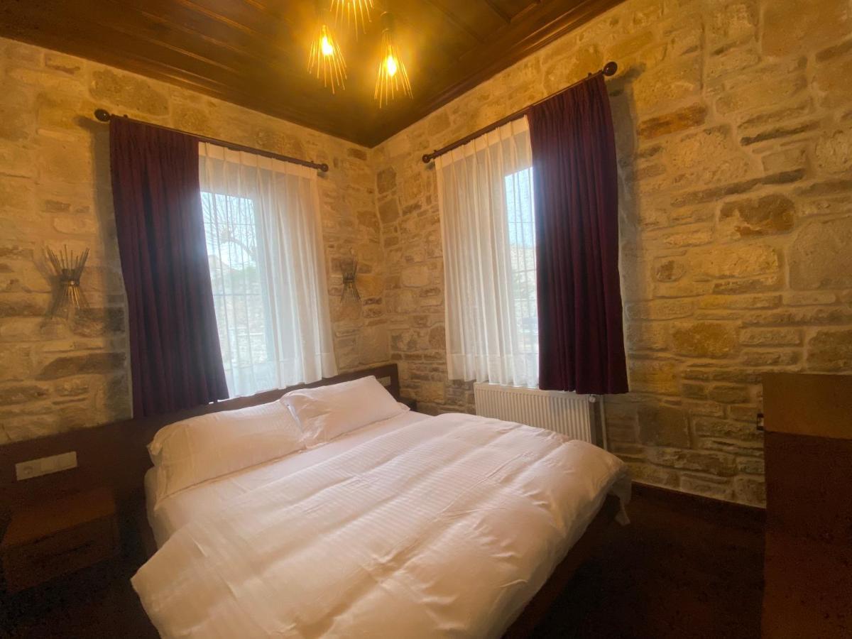 Dionysos 1789 Boutique Hotel Фоча Экстерьер фото